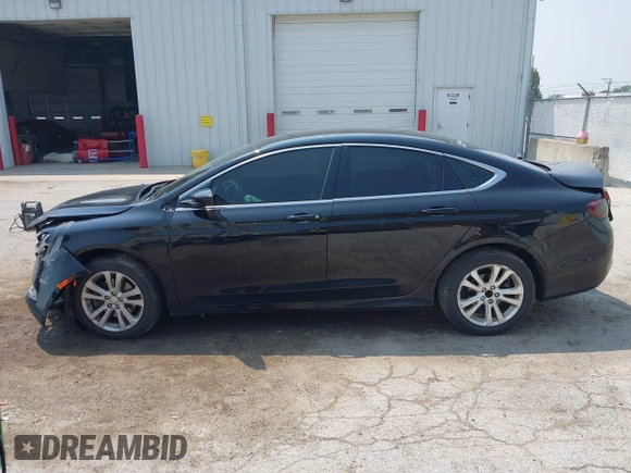 2015 Chrysler 200 Limited с VIN 1C3CCCABXFN538176, выставлен на аукционе IAAI как лот 42423397 с пробегом Не указан миль и . История ставок и продаж доступна на DreamBid. Изображение 13.