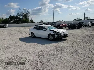 2025 Toyota Camry LE with VIN 4T1DAACK6SU537173, listed as a Copart auction lot 53202015 with 9,999 mi miles and Non Repairable. Bid and sale history available at DreamBid. Image 10.