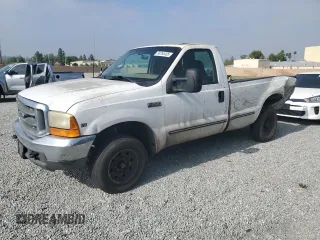1999 Ford F-250 XL z VIN 1FTNF20L3XEA99923, wystawiony jako Copart lot #58765435 z przebiegiem 559 043 mil mil oraz Szkoda całkowita • Salvage title. Historia ofert i sprzedaży dostępna na DreamBid. Obrazek 1.