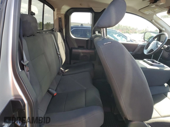2011 Nissan Titan S z VIN 1N6AA0CJ1BN306259, wystawiony jako Copart lot #51219955 z przebiegiem 75 741 mil mil oraz Szkoda całkowita • Salvage title. Historia ofert i sprzedaży dostępna na DreamBid. Obrazek 10.