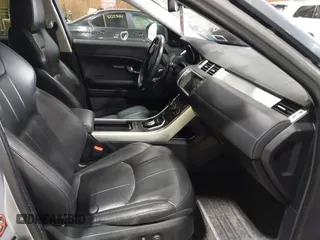2016 Land Rover Range Rover Evoque SE z VIN SALVP2BG9GH157831, wystawiony jako IAAI lot #42327561 z przebiegiem 60 965 mil mil oraz . Historia ofert i sprzedaży dostępna na DreamBid. Obrazek 5.