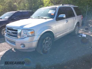 2011 Ford Expedition Limited with VIN 1FMJU1K56BEF07381, listed as a IAAI auction lot 42012025 with 262,730 mi miles. Bid and sale history available at carsss.com. Image 17.
