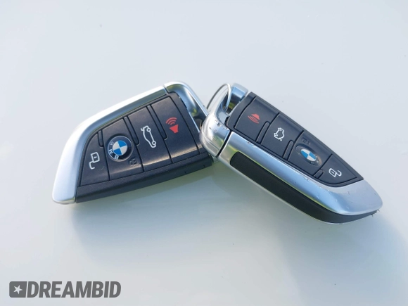2019 BMW 3 Series 330i xDrive with VIN WBA5R7C51KFH13436, listed as a IAAI auction lot 41674961 with 40,672 mi miles. Bid and sale history available at carsss.com. Image 11.