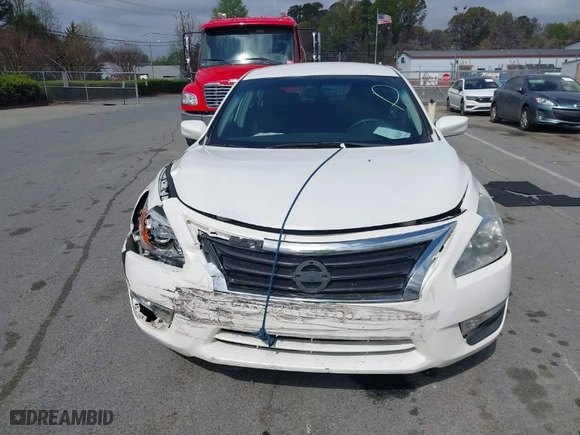 2013 Nissan Altima 2.5 SL with VIN 1N4AL3AP4DC273073, listed as a IAAI auction lot 41915963 with 194,475 mi miles. Bid and sale history available at carsss.com. Image 12.