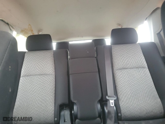 2019 Toyota 4Runner SR5 with VIN JTEZU5JR9K5198763, listed as a Copart auction lot 48118725 with 135,988 mi miles and Salvage Title. Bid and sale history available at carsss.com. Image 10.