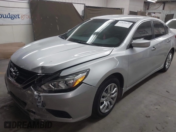 2018 Nissan Altima 2.5 SR with VIN 1N4AL3AP2JC299716, listed as a IAAI auction lot 41829131 with 39,741 mi miles. Bid and sale history available at carsss.com. Image 2.