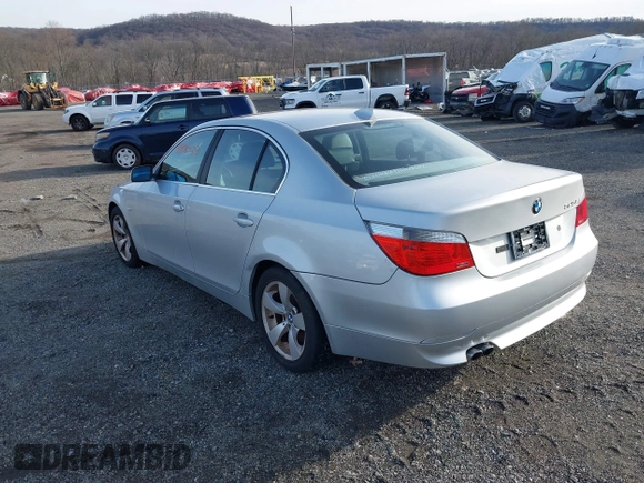 2006 BMW 5 Series 525i with VIN WBANE53586CK79763, listed as a IAAI auction lot 41376038 with 109,494 mi miles. Bid and sale history available at carsss.com. Image 3.