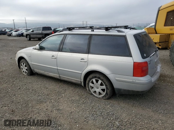 2000 Volkswagen Passat z VIN WVWRH23B6YE274455, wystawiony jako Copart lot #81634704 z przebiegiem 154 076 mil mil oraz Czysty tytuł • Clean title. Historia ofert i sprzedaży dostępna na DreamBid. Obrazek 2.