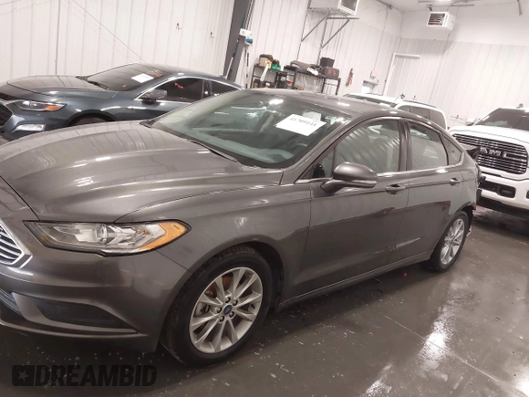 2017 Ford Fusion SE with VIN 3FA6P0HDXHR252448, listed as a IAAI auction lot 41709141 with 111,501 mi miles. Bid and sale history available at carsss.com. Image 14.