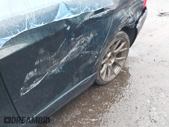 2007 BMW 3 Series 328xi z VIN WBAVT73557FZ36066, wystawiony jako IAAI lot #42333756 z przebiegiem 88 424 mil mil oraz . Historia ofert i sprzedaży dostępna na DreamBid. Obrazek 6.