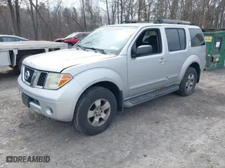 2005 Nissan Pathfinder LE with VIN 5N1AR18W65C779060, listed as a IAAI auction lot 41891214 with 192,842 mi miles. Bid and sale history available at carsss.com. Image 2.
