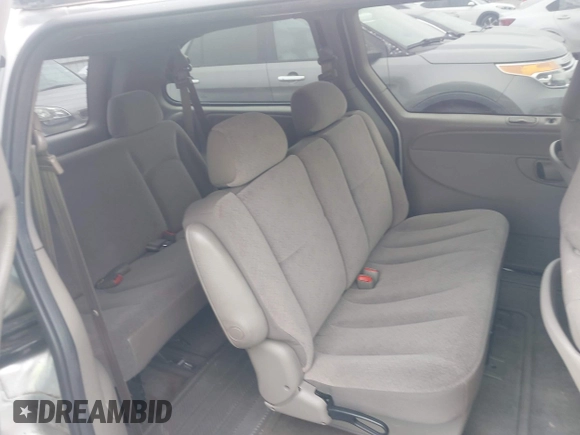2003 Dodge Caravan SE with VIN 1D4GP24303B309005, listed as a IAAI auction lot 41263299 with 116,566 mi miles and . Bid and sale history available at carsss.com. Image 8.