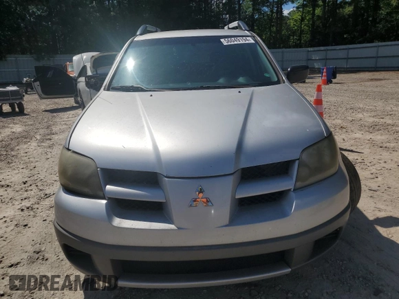 2003 Mitsubishi Outlander LS with VIN JA4LX31G53U115285, listed as a Copart auction lot 56049194 with 254,661 mi miles and Salvage Title. Bid and sale history available at carsss.com. Image 5.