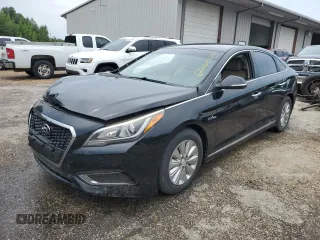 2017 Hyundai Sonata Hybrid SE with VIN KMHE24L19HA047623, listed as a Copart auction lot 62664743 with 162,433 mi miles. Bid and sale history available at carsss.com. Image 1.