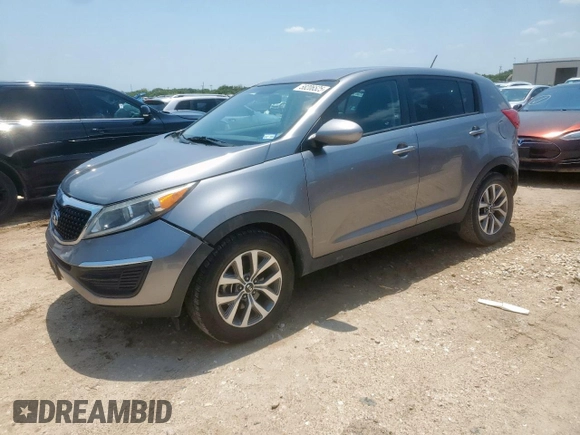 2015 Kia Sportage LX z VIN KNDPB3AC3F7762743, wystawiony jako Copart lot #58206525 z przebiegiem 108 904 mil mil oraz Szkoda całkowita • Salvage title. Historia ofert i sprzedaży dostępna na DreamBid. Obrazek 1.