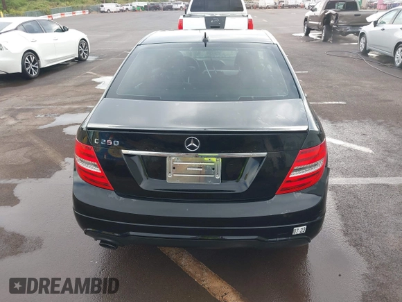2013 Mercedes-Benz C C 250 Sport with VIN WDDGF4HB2DF984626, listed as a IAAI auction lot 40576272 with 108,931 mi miles. Bid and sale history available at carsss.com. Image 16.