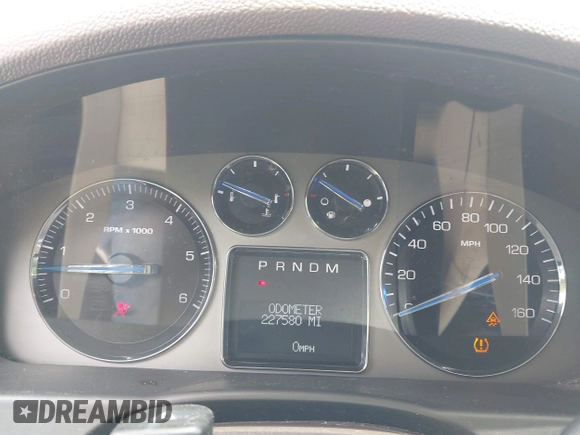 2007 Cadillac Escalade ESV z VIN 1GYFK66817R292648, wystawiony jako IAAI lot #42501972 z przebiegiem 227 580 mil mil oraz . Historia ofert i sprzedaży dostępna na DreamBid. Obrazek 7.