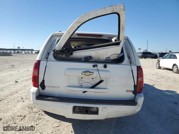 2007 Chevrolet Suburban LTZ with VIN 3GNFC16047G141245, listed as a Copart auction lot 85882344 with 0 mi miles and Non Repairable. Bid and sale history available at carsss.com. Image 6.