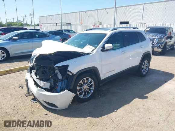2019 Jeep Cherokee Latitude Plus with VIN 1C4PJLLB4KD455861, listed as a IAAI auction lot 41975695 with 104,413 mi miles. Bid and sale history available at carsss.com. Image 18.