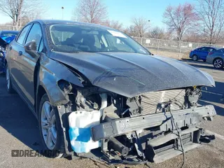 2018 Ford Fusion SE with VIN 3FA6P0HD8JR283073, listed as a IAAI auction lot 41823858 with 61,290 mi miles. Bid and sale history available at carsss.com. Image 1.