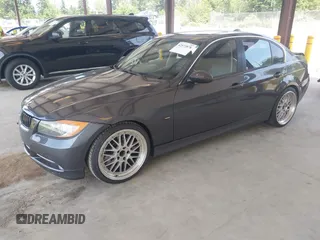 2007 BMW 3 Series 335i с VIN WBAVB73537VH20728, выставлен на аукционе IAAI как лот 42573878 с пробегом 89 984 миль миль и . История ставок и продаж доступна на DreamBid. Изображение 18.