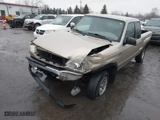 2000 Mazda B-Series 4WD Truck SE with VIN 4F4ZR17V4YTM04182, listed as a IAAI auction lot 41643775 with 181,854 mi miles. Bid and sale history available at carsss.com. Image 2.