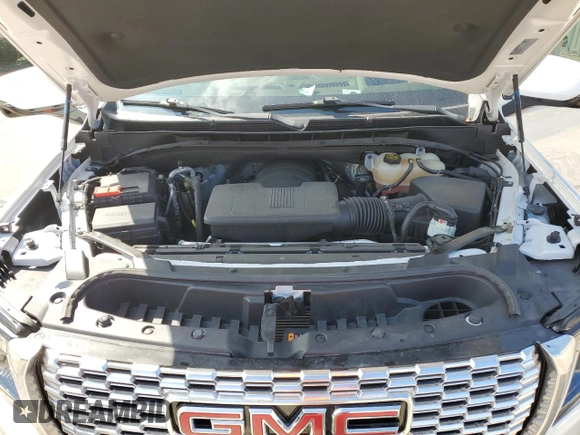 2022 GMC Yukon Denali with VIN 1GKS1DKL6NR213501, listed as a Copart auction lot 71684664 with 39,543 mi miles and Salvage Title. Bid and sale history available at carsss.com. Image 13.