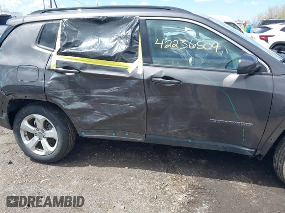 2020 Jeep Compass Latitude с VIN 3C4NJDBB9LT143240, выставлен на аукционе IAAI как лот 42236509 с пробегом 77 296 миль миль и . История ставок и продаж доступна на DreamBid. Изображение 6.