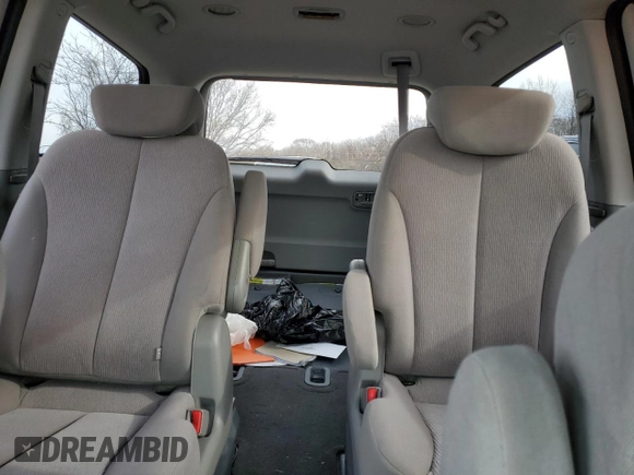 2009 Kia Sedona LX with VIN KNDMB233396298759, listed as a Copart auction lot 42499505 with 141,899 mi miles and Salvage Title. Bid and sale history available at carsss.com. Image 10.