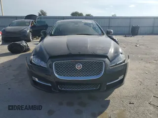 2016 Jaguar XJ Portfolio with VIN SAJWA2G73G8V93825, listed as a Copart auction lot 78207314 with 60,124 mi miles and Salvage title. Bid and sale history available at DreamBid. Image 5.