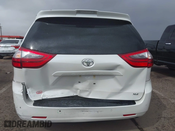 2020 Toyota Sienna XLE Auto Access Seat with VIN 5TDYZ3DC4LS080497, listed as a IAAI auction lot 41802566 with 74,049 mi miles. Bid and sale history available at carsss.com. Image 6.