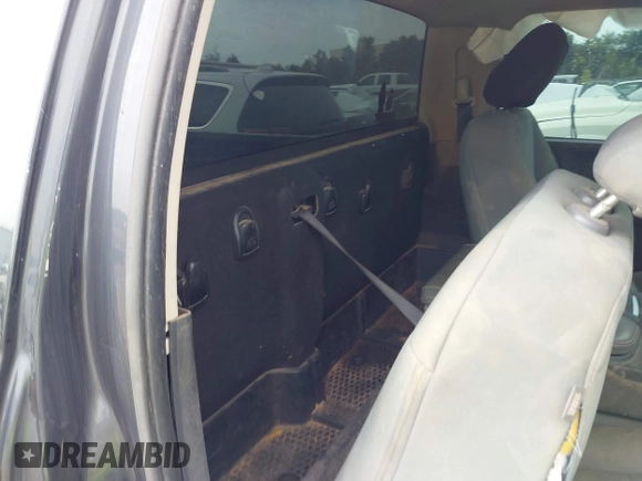 2015 Ram 1500 Tradesman z VIN 3C6JR6AT2FG612072, wystawiony jako IAAI lot #42471297 z przebiegiem 195 328 mil mil oraz . Historia ofert i sprzedaży dostępna na DreamBid. Obrazek 8.