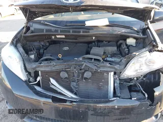 2017 Toyota Sienna XLE Auto Access Seat with VIN 5TDYZ3DC2HS805845, listed as a IAAI auction lot 41456888 with 138,475 mi miles and . Bid and sale history available at DreamBid. Image 10.