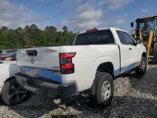 2024 Nissan Frontier SV with VIN 1N6ED1CMXRN640941, listed as a Copart auction lot 51759065 with 17,455 mi miles and Salvage title. Bid and sale history available at DreamBid. Image 3.