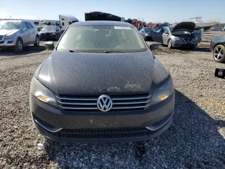 2014 Volkswagen Passat SE w/Sunroof with VIN 1VWBS7A35EC100618, listed as a Copart auction lot 41745275 with 130,243 mi miles and Salvage Title. Bid and sale history available at carsss.com. Image 5.