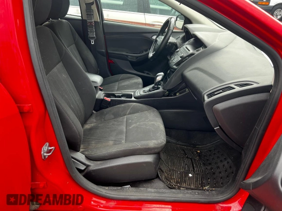 2015 Ford Focus SE with VIN 1FADP3K21FL220001, listed as a Copart auction lot 54587075 with 183,199 mi miles and Clean Title. Bid and sale history available at carsss.com. Image 5.
