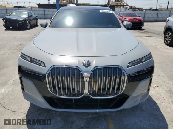 2023 BMW 7 Series 740i with VIN WBA23EH05PCM61539, listed as a Copart auction lot 58013225 with 16,242 mi miles and Salvage title. Bid and sale history available at DreamBid. Image 5.