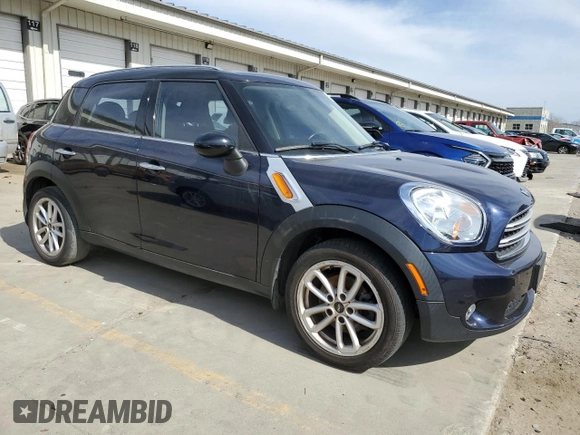 2016 MINI Countryman with VIN WMWZB3C50GWR47134, listed as a Copart auction lot 47391835 with 119,867 mi miles and Clean title. Bid and sale history available at DreamBid. Image 4.