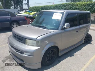 2006 Scion xB z VIN JTLKT324064103023, wystawiony jako IAAI lot #42463759 z przebiegiem Nie podano mil oraz . Historia ofert i sprzedaży dostępna na DreamBid. Obrazek 2.