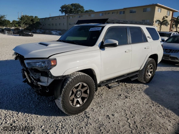 2021 Toyota 4Runner TRD Off Road with VIN JTEPU5JR6M5864259, listed as a Copart auction lot 83344384 with 106,045 mi miles and Salvage Title. Bid and sale history available at carsss.com. Image 1.