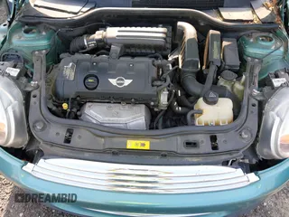 2012 MINI Hardtop with VIN WMWSU3C58CT185467, listed as a IAAI auction lot 42400558 with 303,230 mi miles and . Bid and sale history available at DreamBid. Image 10.