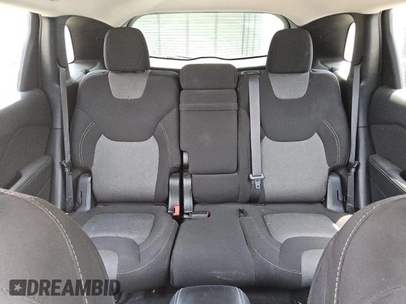 2018 Jeep Cherokee Latitude with VIN 1C4PJLCB7JD604911, listed as a Copart auction lot 60128925 with 132,842 mi miles and Clean title. Bid and sale history available at DreamBid. Image 10.