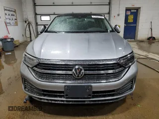 2022 Volkswagen Jetta SEL z VIN 3VWGM7BU1NM023266, wystawiony jako Copart lot #77462164 z przebiegiem 13 141 mil mil oraz Szkoda całkowita • Salvage title. Historia ofert i sprzedaży dostępna na DreamBid. Obrazek 5.