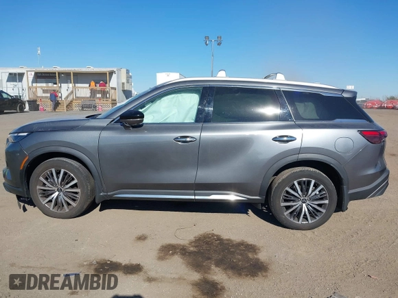 2023 Infiniti QX60 Sensory z VIN 5N1DL1GS7PC333208, wystawiony jako IAAI lot #40616891 z przebiegiem 11 930 mil mil oraz . Historia ofert i sprzedaży dostępna na DreamBid. Obrazek 15.