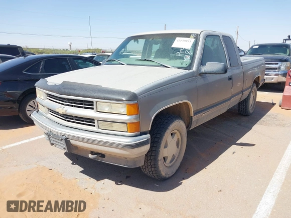 1998 Chevrolet Silverado 1500 with VIN 2GCEK19R4W1134434, listed as a IAAI auction lot 42170893 with 112,551 mi miles and . Bid and sale history available at DreamBid. Image 2.