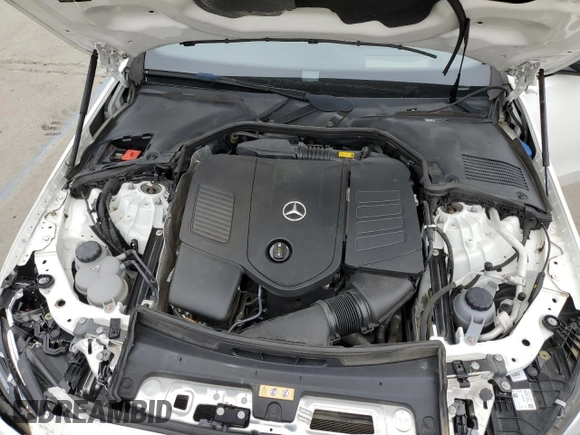 2022 Mercedes-Benz C 300 z VIN W1KAF4GB5NR016687, wystawiony jako Copart lot #60171865 z przebiegiem 21 612 mil mil oraz Szkoda całkowita • Salvage title. Historia ofert i sprzedaży dostępna na DreamBid. Obrazek 11.