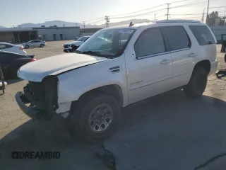 2013 Cadillac Escalade Premium with VIN 1GYS4CEF3DR118292, listed as a Copart auction lot 51958615 with Not provided miles and Salvage title. Bid and sale history available at DreamBid. Image 1.