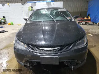2015 Chrysler 200 S with VIN 1C3CCCDG8FN686804, listed as a Copart auction lot 44973945 with 124,563 mi miles and Salvage Title. Bid and sale history available at carsss.com. Image 5.