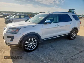2018 Ford Explorer Platinum z VIN 1FM5K8HT2JGB88893, wystawiony jako Copart lot #61164705 z przebiegiem 133 843 mil mil oraz Szkoda całkowita • Salvage title. Historia ofert i sprzedaży dostępna na DreamBid. Obrazek 1.