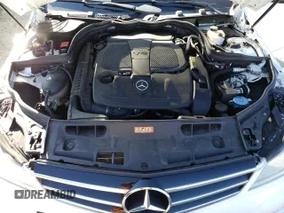 2013 Mercedes-Benz C 300 Sport with VIN WDDGF8AB1DG079449, listed as a Copart auction lot 48121915 with 103,766 mi miles and Clean Title. Bid and sale history available at DreamBid. Image 12.